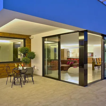 Aria Prázdninový dům