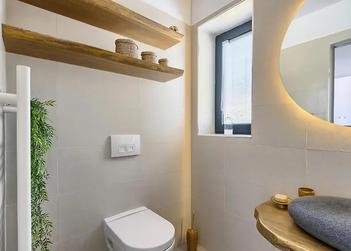 Aria Holiday home *